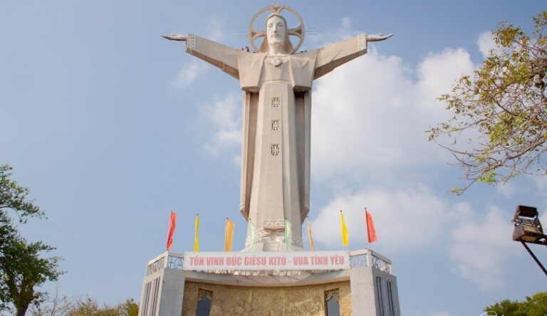 thue-xe-sai-gon-di-vung-tau-768x444